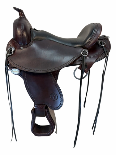 17 Inch Used Circle Y Tennessee Gaiter Trail Saddle Medium Flex2 Tree 1590