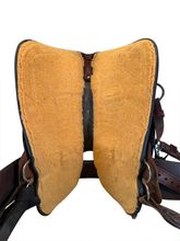 17 Inch Used Circle Y Topeka Flex 2 Trail Saddle Wide Tree 1651