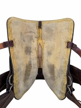 SOLD 2026/09/25 17 Inch Used Circle Y Trail Saddle Medium Tree 3825
