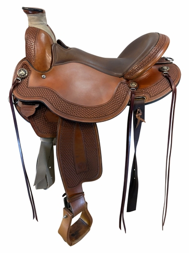 17 Inch Used Circle Y Trail Saddle Wide Flex Tree 1157