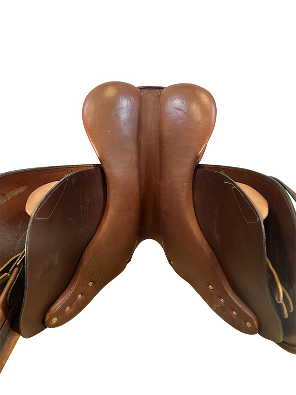 17 Inch Used Circuit Jumping Saddle *Free Shipping*