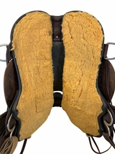 17 Inch Used Cirlce Y Walnut Grove Trail Saddle Wide Flex Tree 1157