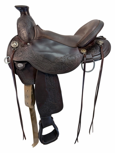17 Inch Used Cirlce Y Walnut Grove Trail Saddle Wide Flex Tree 1157