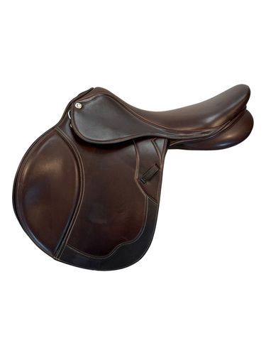 17 Inch Used Collegiate Close Contact Saddle Medium Tree