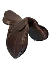 17 Inch Used Collegiate Close Contact Saddle Medium Tree