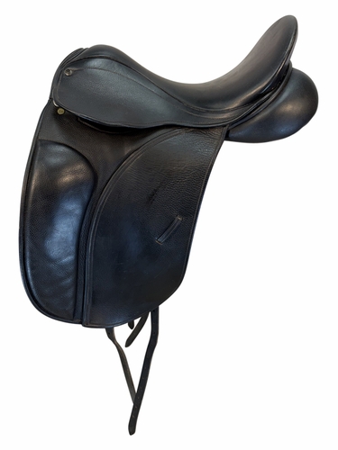 17 Inch Used Country Saddlery Dressage Saddle Medium Tree Connection