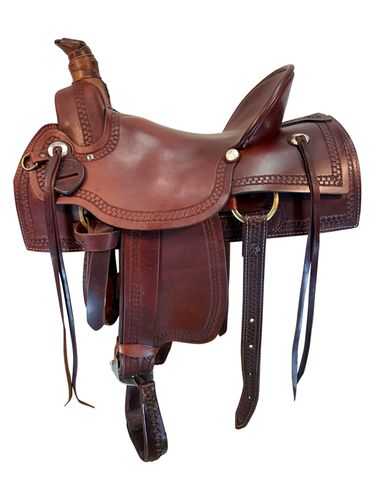 17 Inch Used Dakota Roping Saddle 205