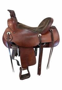 17 Inch Used Dakota Roping Saddle Wide Tree 208