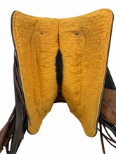 17 Inch Used Dakota Roping Saddle Wide Tree 208