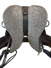 17 Inch Used Dixieland Trail Saddle Wide Flex Tree 10856