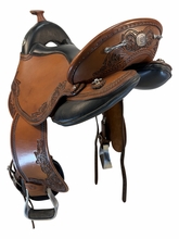 17 Inch Used DP Saddlery Quantum West Short Light Adjustable Saddle  1216