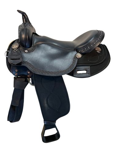 SOLD 2025/11/17 17 Inch Used High Horse Willow Springs Cordura Trail Saddle 6913
