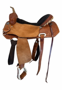 17 Inch Used HR Saddlery Barrel Saddle Medium Tree