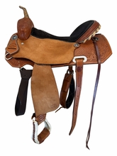 17 Inch Used HR Saddlery Barrel Saddle Medium Tree