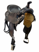 17 Inch Used Imus Trail Saddle Medium Flex Tree