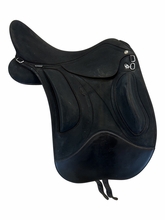 SOLD 2026/08/25 17 Inch Used Wintec Pro Endurance Saddle Medium Flex Tree