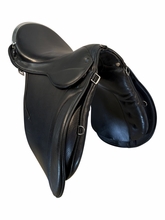 18.5Inch Used Stubben Dressage Saddle Medium Tree Scout
