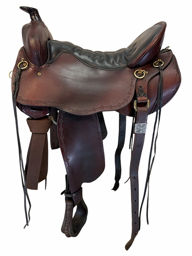 18.5Inch Used Tucker Black Mountain Trail Saddle Medium Tree 261