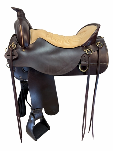 18.5Inch Used Tucker Heritage Cheyanne Trail Saddle Medium Tree 367