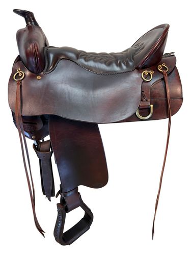 SOLD 2025/11/03e 18.5Inch Used Tucker High Plains Trail Saddle 260