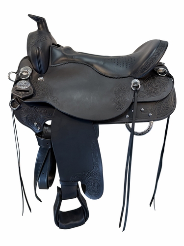 18.5Inch Used Tucker Horizon North Star Trail Saddle Wide Tree 263