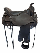 18.5Inch Used Tucker Horizon North Star Trail Saddle Wide Tree 263