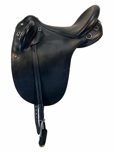 18 Inch Used Bates Stock Endurance Saddle