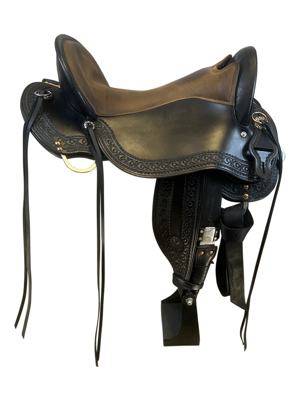 18 Inch Used Circle Y Horse Tack World Endurance Flex Trail Saddle 5296