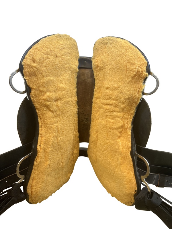 18 Inch Used Circle Y Horse Tack World Endurance Flex Trail Saddle 5296