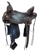 18 Inch Used Circle Y Horse Tack World Flex Trail Saddle Wide Tree