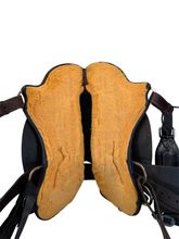 18 Inch Used Circle Y Horse Tack World Flex Trail Saddle Wide Tree