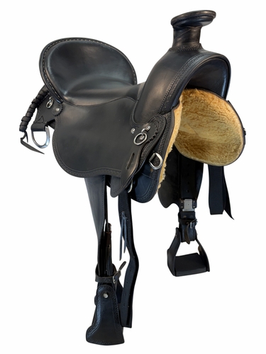 18 Inch Used Crates Trail Saddle Wide Tree