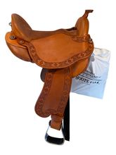 HOLD 2026/04/10c 18 Inch Used DP Saddlery Trail Saddle Adjustable Tree