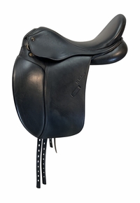 18 Inch Used M Toulouse Dressage Saddle