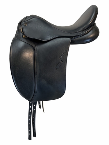 HOLD 2025/11/03j 18 Inch Used M Toulouse Dressage Saddle