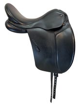 HOLD 2025/11/03j 18 Inch Used M Toulouse Dressage Saddle