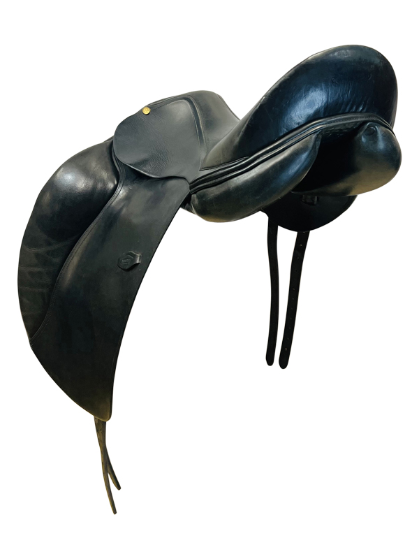 PRICE REDUCED! 18 Inch Used Rivella HDR Dressage Saddle *Free Shipping*