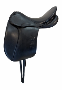 18 Inch Used Stubben Dressage Saddle Medium Wide Tree Genesis