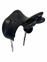 18 Inch Used Stubben Dressage Saddle Medium Wide Tree Genesis
