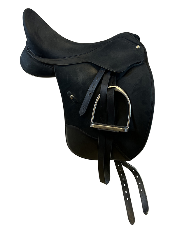 18 Inch Used Wintec Dressage Saddle *Free Shipping*