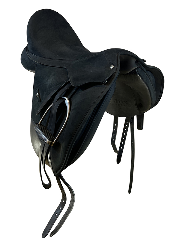 18 Inch Used Wintec Dressage Saddle *Free Shipping*