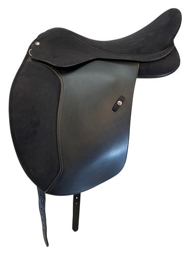18 Inch Used Wintec Dressage Saddle Pro Wide
