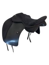 18 Inch Used Wintec Dressage Saddle Pro Wide