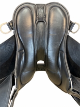 19 Inch Used Foxtrot USA Endurance Saddle Medium Tree 1010