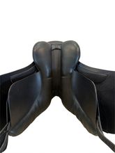 SOLD 2025/12/20   19 Inch Used HDR Endurance Saddle