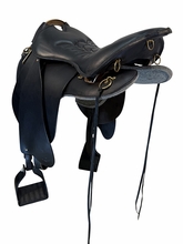 19 Inch Used Tucker Montreal Trooper Endurance Saddle Medium Tree 138