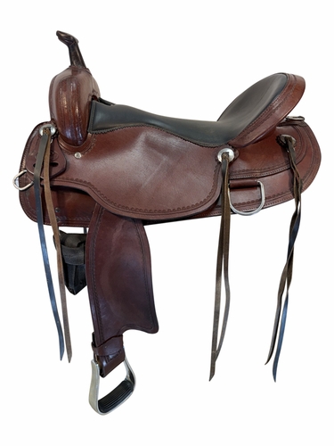 19 Inch Used Wild o West Trail Saddle Medium Tree