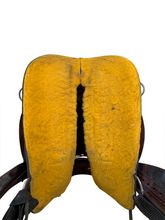 19 Inch Used Wild o West Trail Saddle Medium Tree