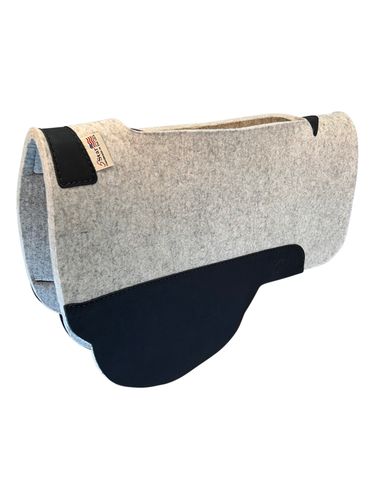 SOLD 2025/08/06  5 Star Treeless Saddle Pad 27.5"L x 38"D CLEARANCE