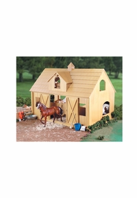 Breyer Deluxe Wood Barn with Cupola 302